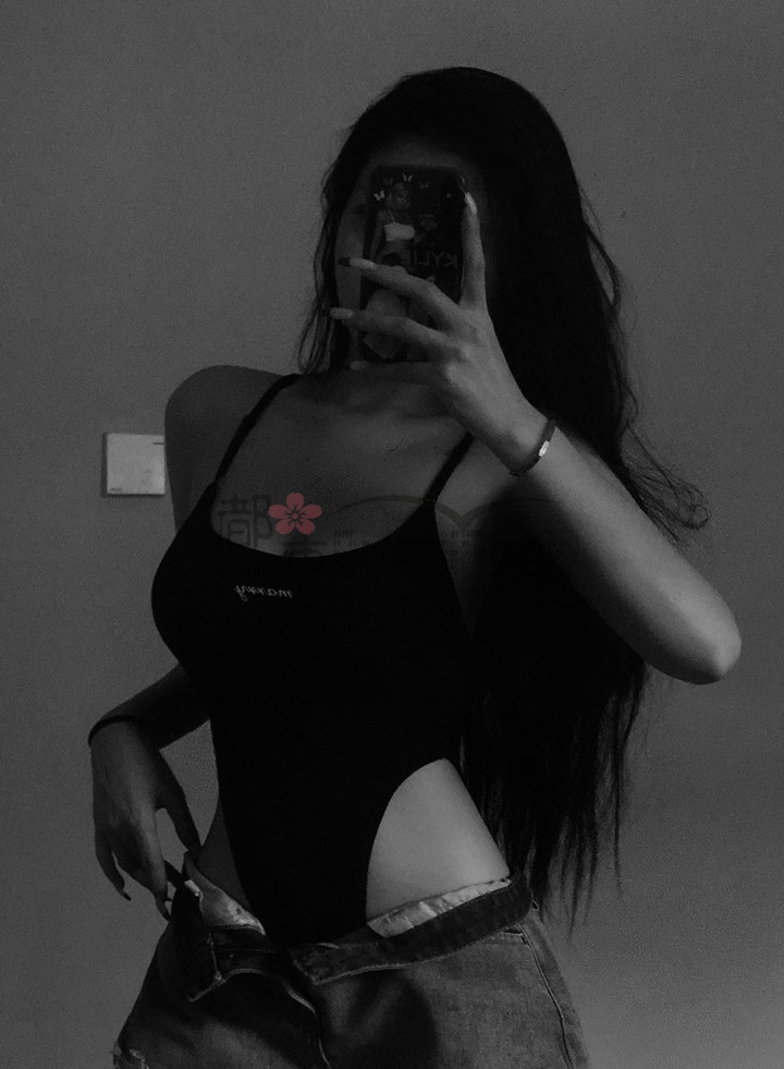 OTTD丨欧美风连体背心,瞬间打造出让任何男士都无法抗拒的高级感—都市Seek养生网推荐