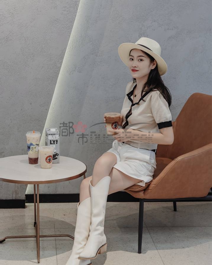 初秋养生保健来一杯燕麦拿铁--太平洋咖啡(望京SOHO店)