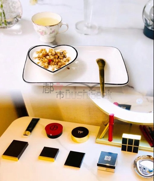 做了海菲秀的美容spa减压项目维密开场你来走-- Le Bissel高定科技抗衰品牌馆