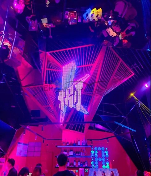 杭州夜生活的标配酒吧风KTV--温莎KBar(杭州CBD世界城店)