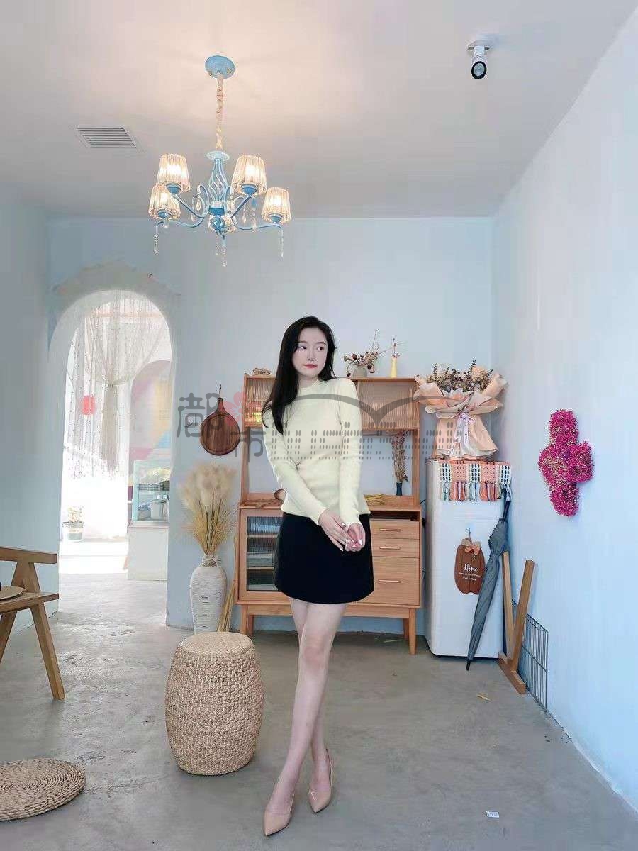 尖头裸色高跟鞋，高冷女神必备的性感妖娆神器！—都市Seek按摩spa网推荐