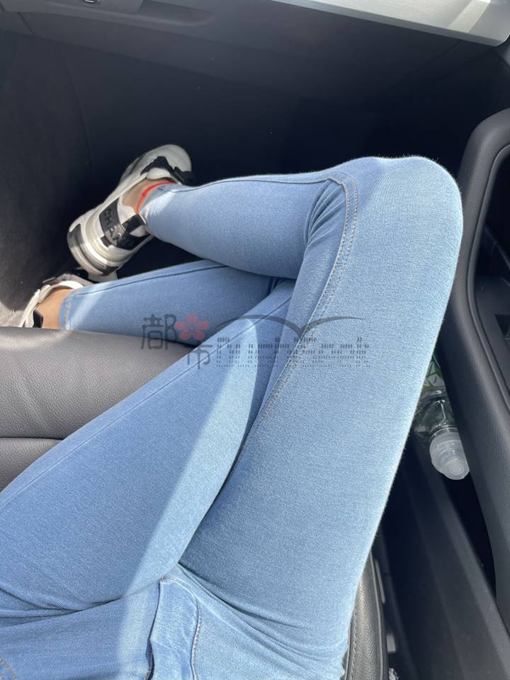 OTTD丨穿出性感翘臀大长腿,任何男人都会盯着你的美?–都市Seek养生spa网推荐插图4 OTTD丨穿出性感翘臀大长腿,任何男人都会盯着你的美?--都市Seek养生spa网推荐