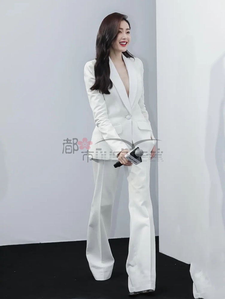 张天爱同款轻熟性感气质OL风，办公室最SA的就是你o！—都市Seek保健按摩网推荐