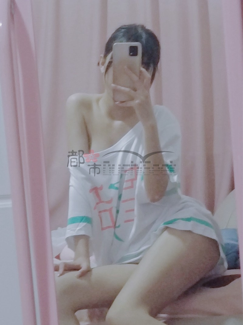 都市Seek杭州个人家庭式推荐—重度男友顺从COS羞耻play,埃罗芒阿老师和泉纱雾同款裸穿大白T插图4 都市Seek杭州个人家庭式推荐—重度男友顺从COS羞耻play,埃罗芒阿老师和泉纱雾同款裸穿大白T