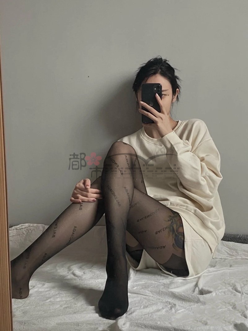 穿上巴黎世家去上班，扰乱他们的心智，卷死他们！—都市Seek杭州个人家庭式推荐