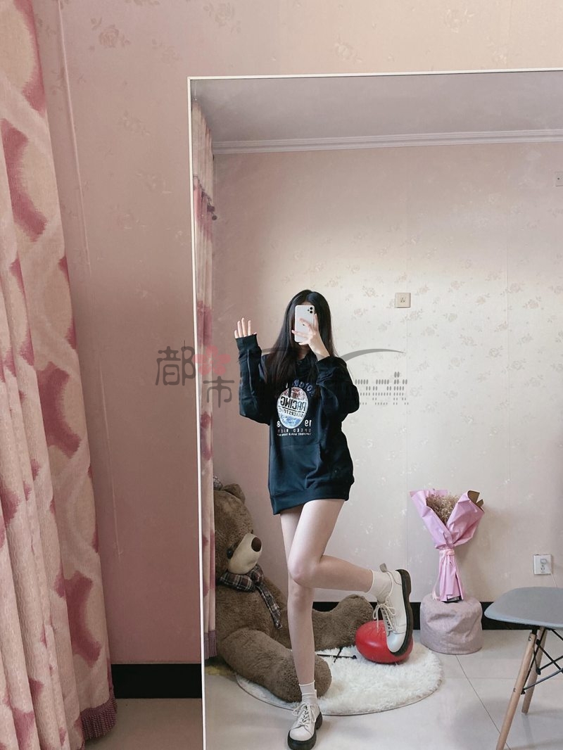 OTTD丨黑丝配卫衣，yyds！让你心机C位出道—都市Seek杭州养生网推荐