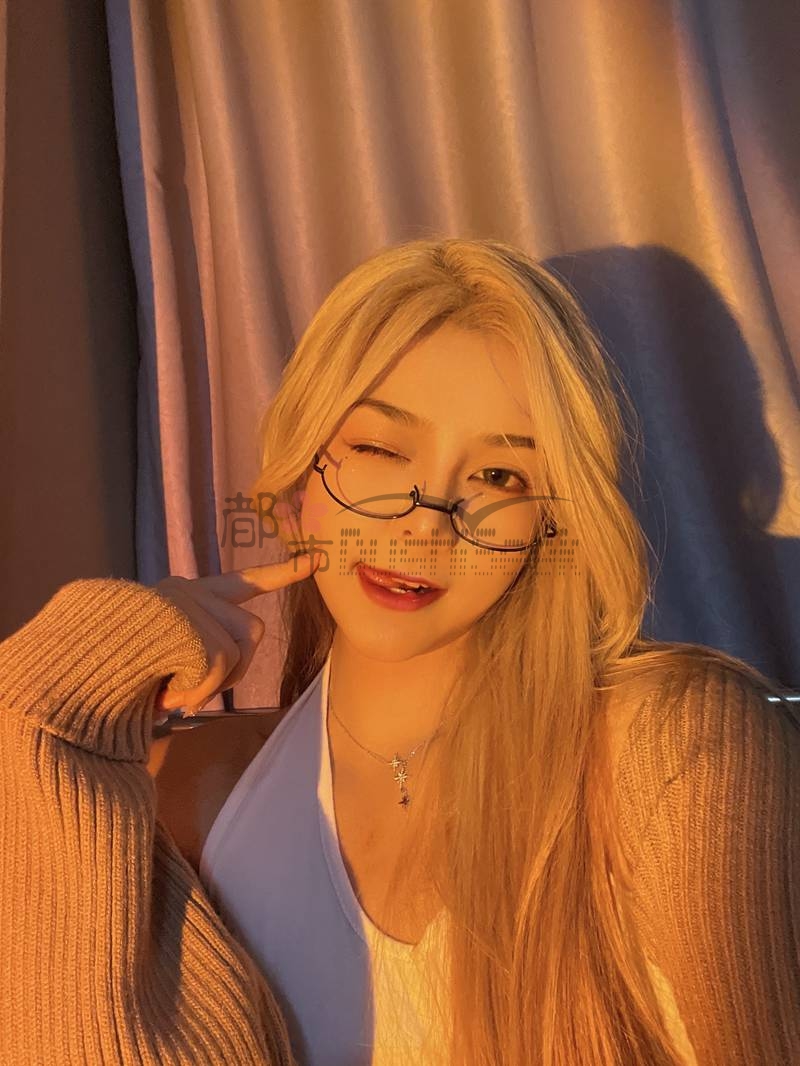 ins风半框椭圆眼镜，撩汉美学就在都市Seek杭州个人保健按摩网