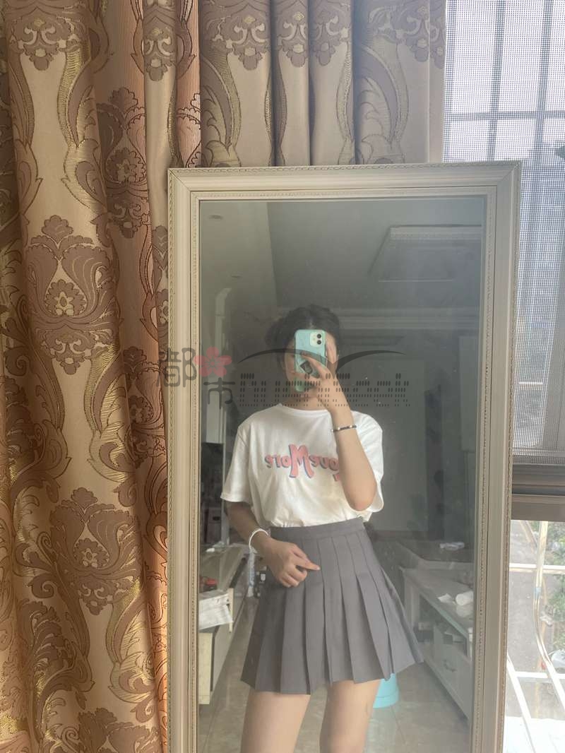 都市Seek杭州养生网推荐—可甜可咸学院风灰色百褶裙，穿出你的翘臀长腿！