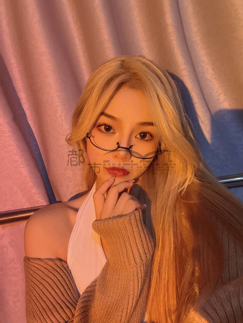 ins风半框椭圆眼镜，撩汉美学就在都市Seek杭州个人保健按摩网