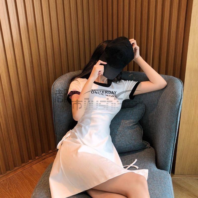 都市Seek杭州养生会所网推荐—穿出情欲风的oversize，让男士都幻想里边的字母收腰连衣裙！