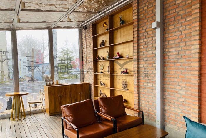 藏在杭州家庭式阁楼上洒满阳光的--晴咖啡(塑三店)