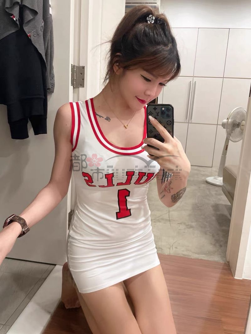 oversise封印不住的完美身材，快让你男朋友来玩球啦！—都市Seek杭州养生spa网推荐插图1