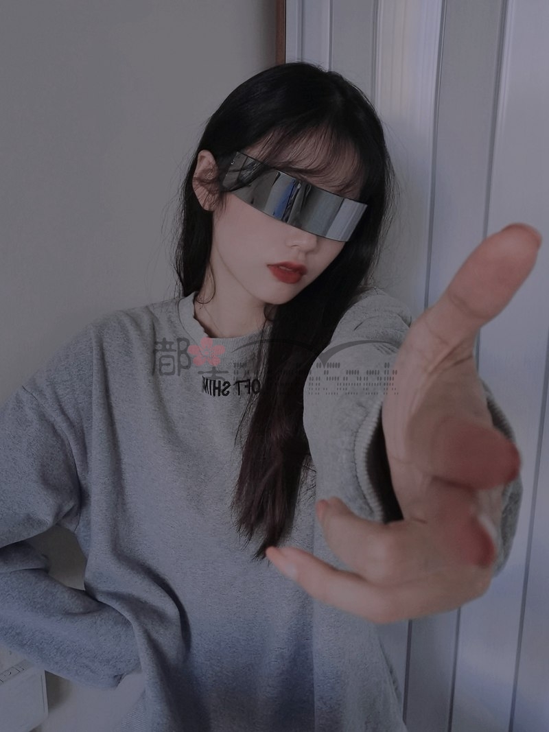 都市Seek杭州养生网推荐—ins风超酷未来科技网红眼镜，让你怎么看怎么美怎么拍怎么SA哦~