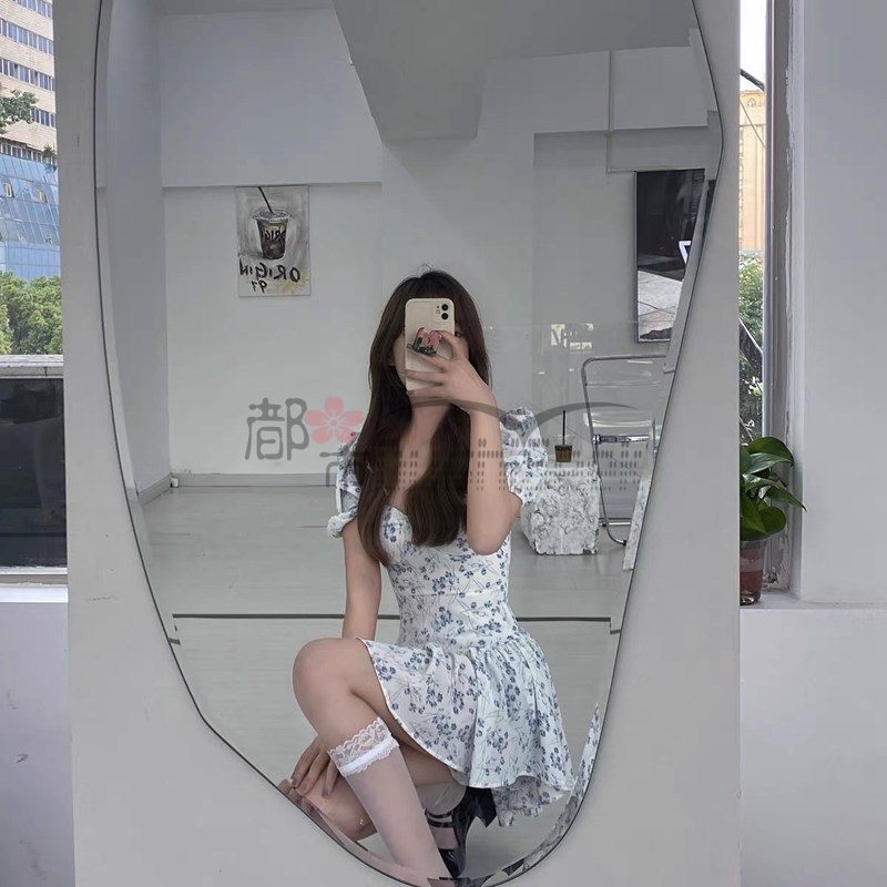 都市seek杭州养生spa网推荐一字肩碎花性感连衣裙！仙气飘飘不如胸器摇摇！快@你男朋友给你买