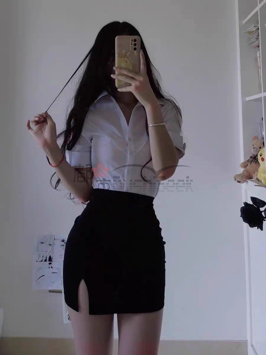 OOTD丨不秀身材秀什么？黑丝也行！超短小西服搭配推荐—都市seek杭州养生体验网