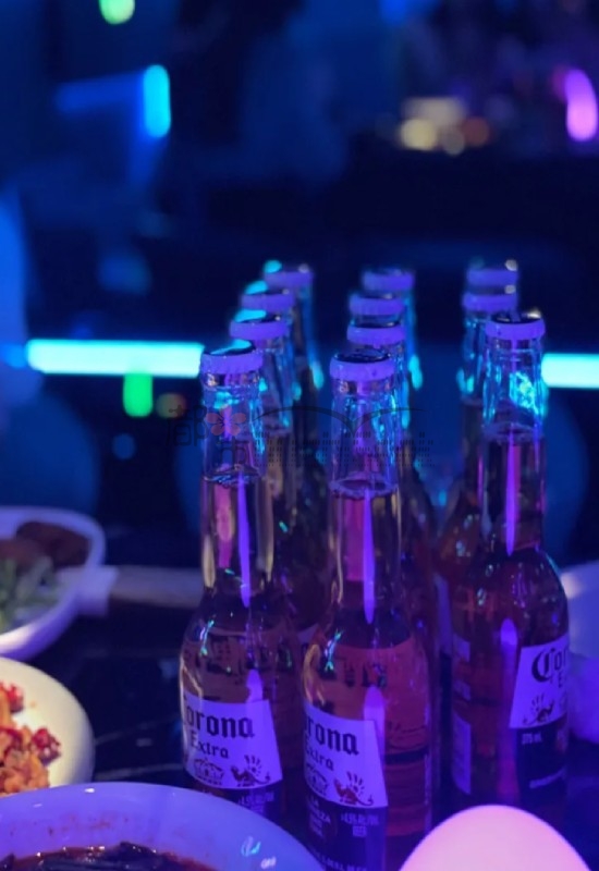 最HIGH的杭州减压放松K BAR开业了—温莎（杭州CBD世界城店）