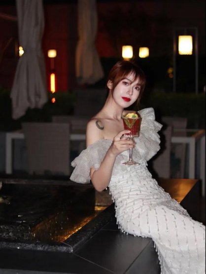 杭州夜生活里微醺时刻分享自由的去处–MO Bar