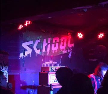 School夜店