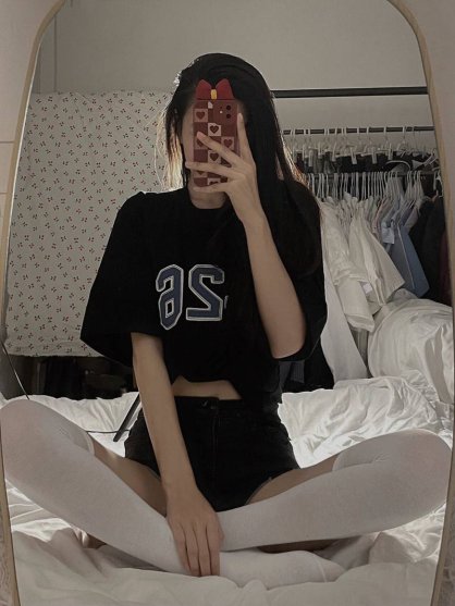 OOTD丨下边穿不穿都没区别的神仙百搭T恤,你让人看到就能起飞的样子真的很迷人~—都市seek杭州个人按摩网