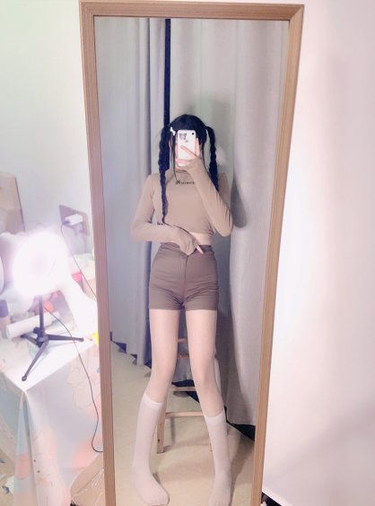 OOTD丨这不是一见钟情,是我那天短裤太勒!—都市seek杭州养生会馆